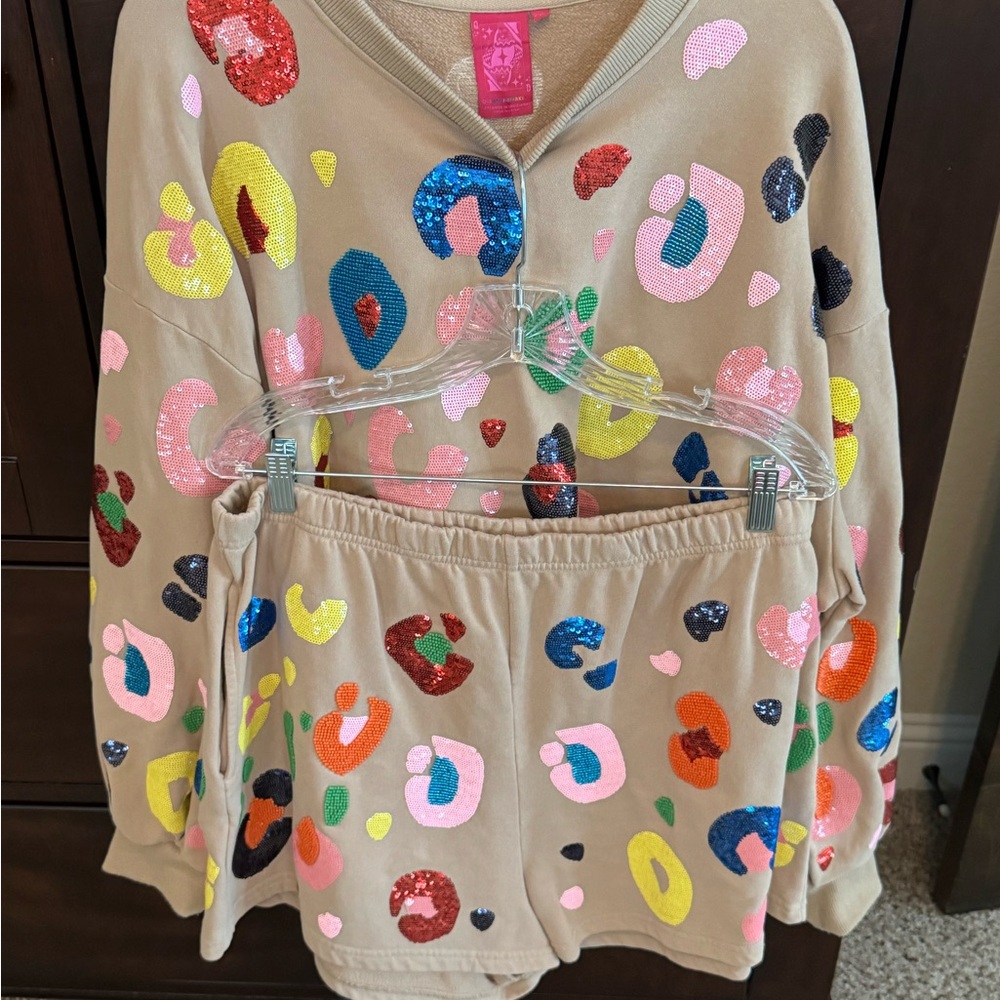 QUEEN OF SPARKLES Tan Multi Leopard Sweatshirt (XXL) w/ matching shorts (XL) SET